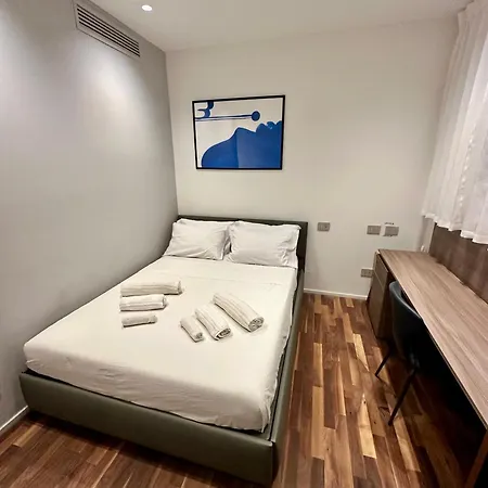 Casa Broletto - Centro Citta * Mediolan